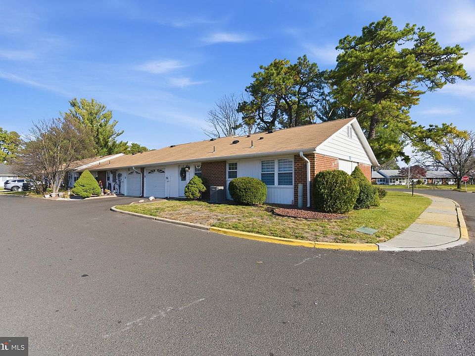 1st image of 1015 Aberdeen Dr #A