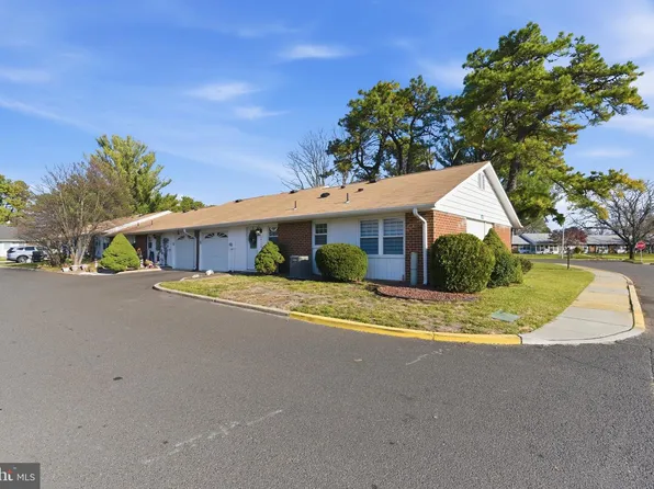 1015 Aberdeen Dr #A, Lakewood, NJ 08701