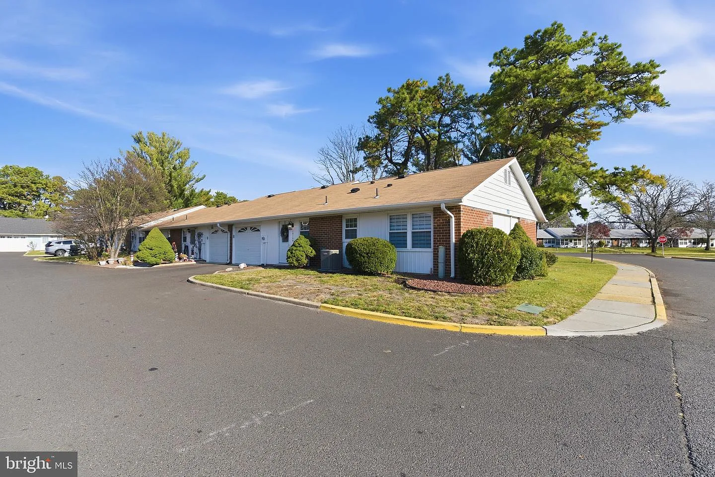 1015 Aberdeen Dr #A photo 1