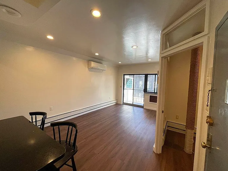 102 Madison St #5B — Photo 1