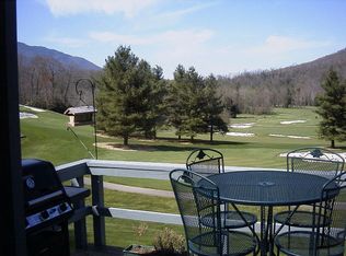 67 Townhouse Dr, Burnsville, NC 28714