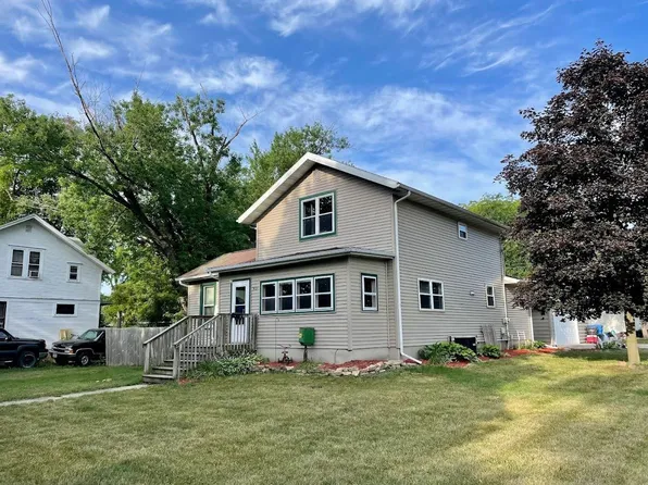 901 East 4th Avenue, Brodhead, WI 53520