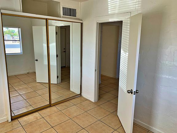 4th image of 5150 N 22nd Ave