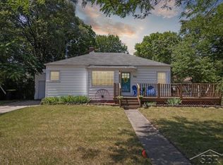 601 Fitzhugh St, Midland, MI 48640