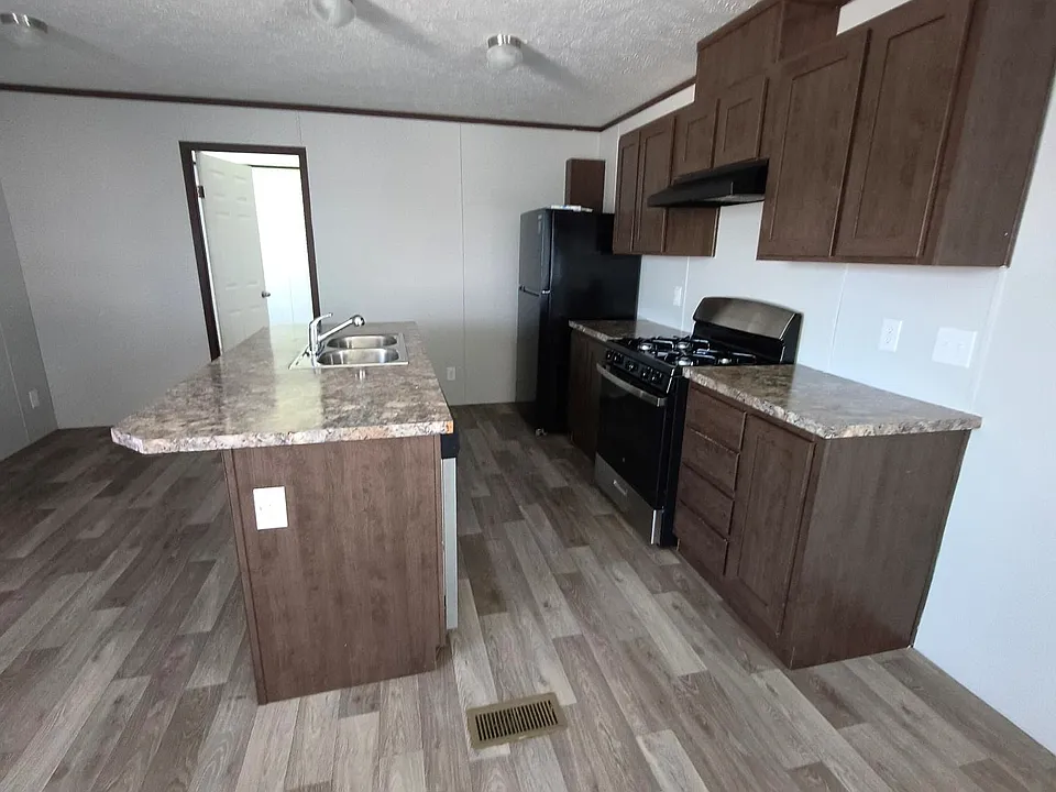 9 W Ashwood Dr