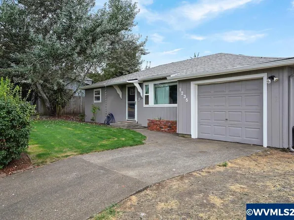 1235 Queen Ave SE, Albany, OR 97322