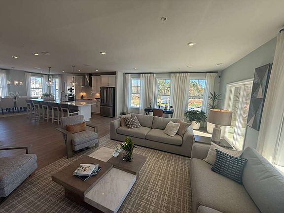 3rd image of 9221 Magellan Pkwy #2