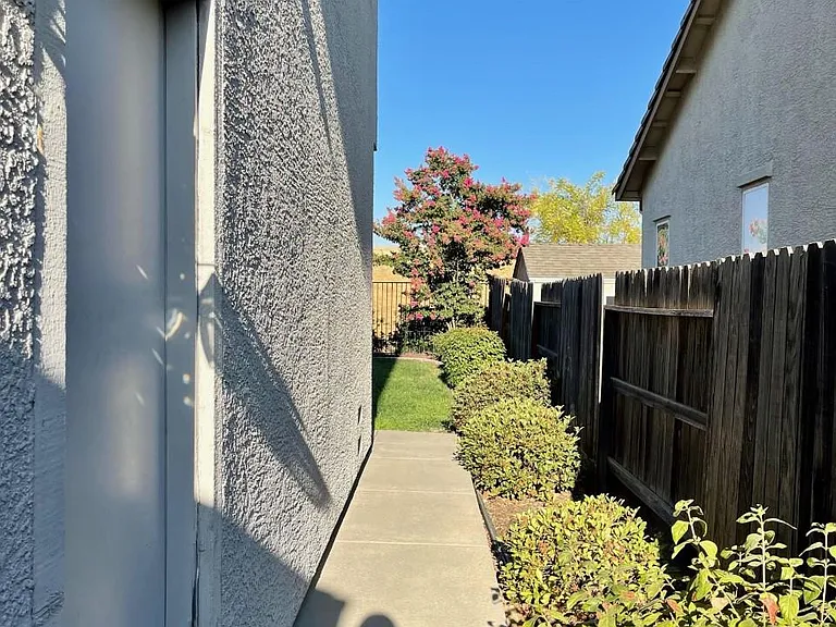 side of the house to backyard