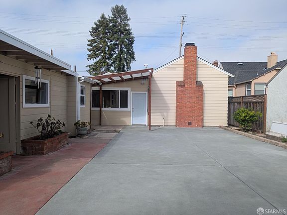 2nd image of 2016 Bancroft Ave