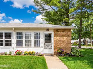 43F Cambridge Circle #F, Manchester Township, NJ