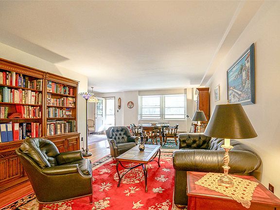 2nd image of 45 Hill Park Ave APT 2N