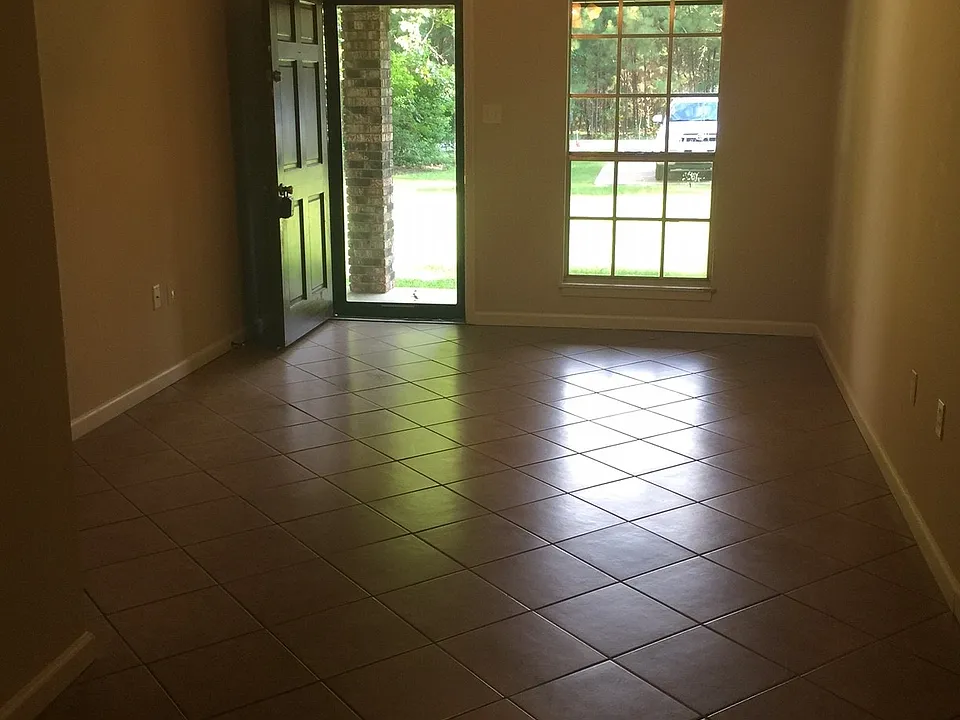 Kitchen/Living/Breakfast