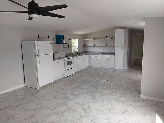 5th image of 2385 E Roble Dr #308