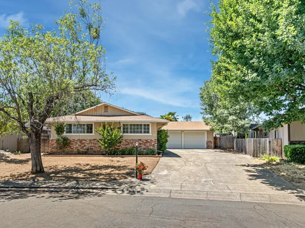 1696 Despina Drive, Ukiah, CA 95482