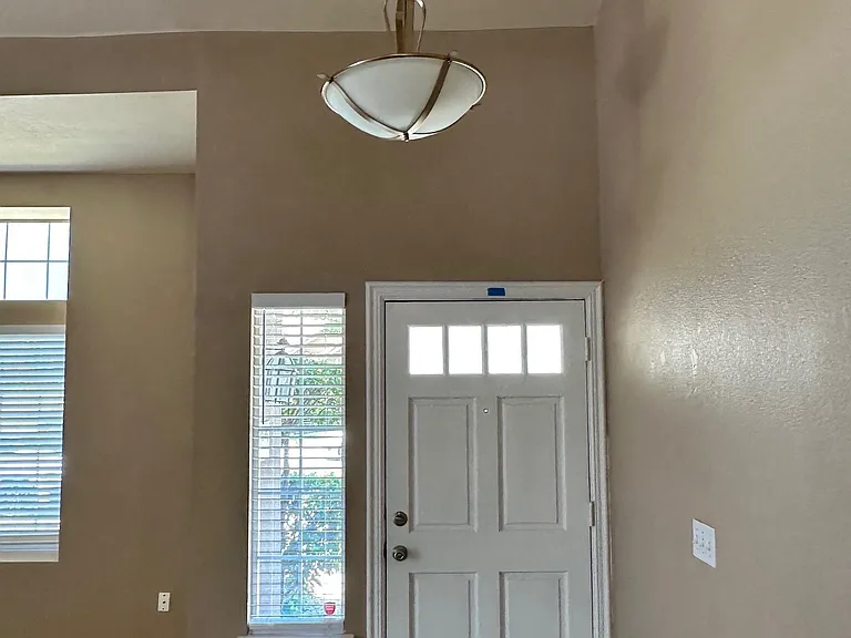 316 W El Paso Ave — Photo 10
