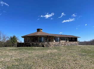 39 Big Ivy Ln, Vesta, VA 24177