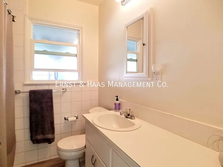 3080 Palo Verde Ave — Photo 17