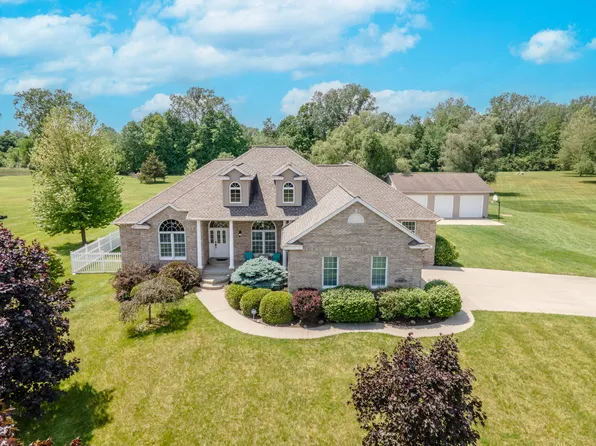 8142 Bunton Rd, Willis, MI 48191