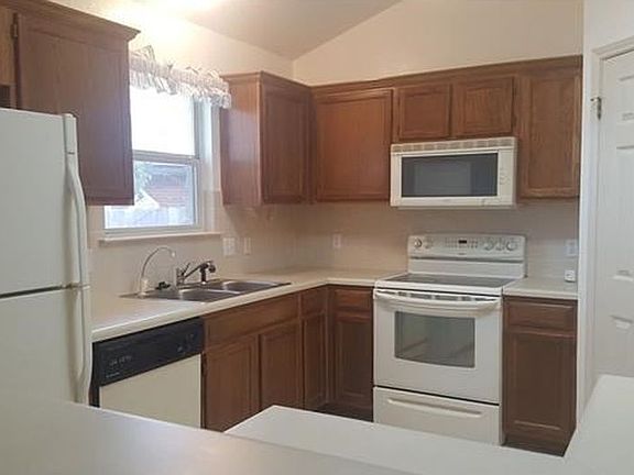 5th image of 2308 Macaw Dr #0