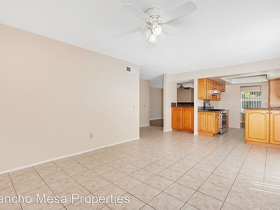 5th image of 4777 La Cuenta Dr