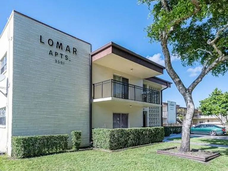 3501 Tyler St Hollywood, FL 33021 — Photo 9