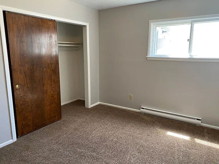 815 3rd St SW — Photo 22