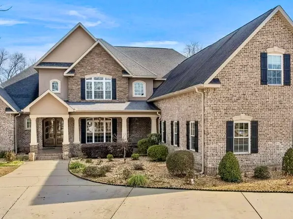 204 Bridgeway Dr, Warner Robins, GA 31088