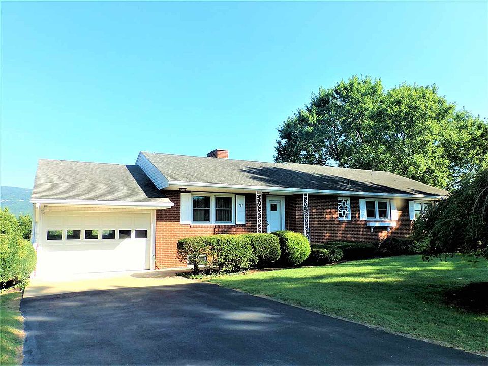 1st image of 131 Shenell Dr