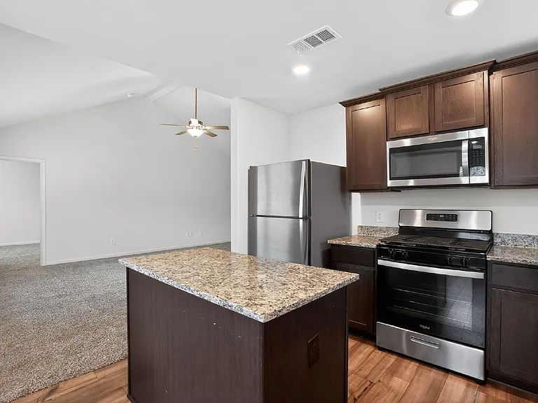 512 Albert Anthony St — Photo 19