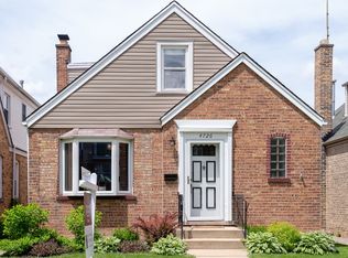 4726 N Laporte Ave, Chicago, IL 60630