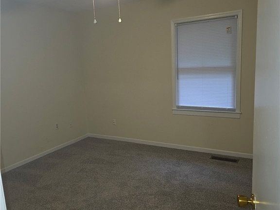 3rd image of 1108 Tiger Blvd