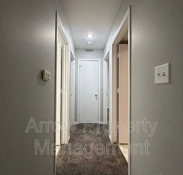 535 S Oak St #3 — Photo 7