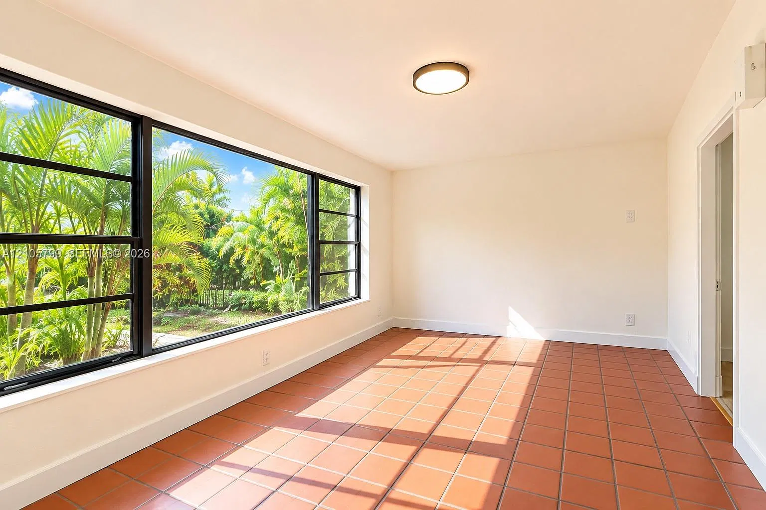 Coral Gables Granada Sec — Photo 3