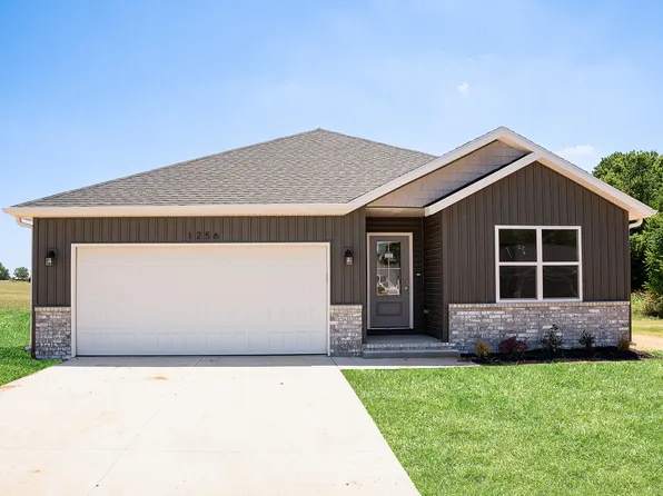 1212 S Broadview Avenue, Springfield, MO 65802