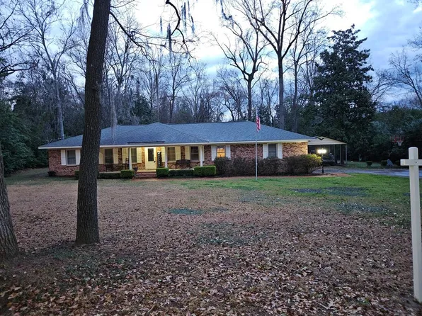 1227 Barnwell Dr, Sumter, SC 29154