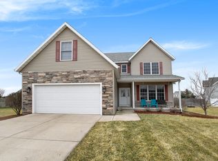 5890 Racine Dr, Stevensville, MI 49127