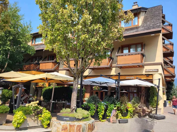 4220 Gateway Dr #126, Whistler, BC V8E 0Z7