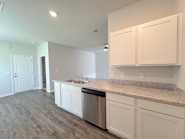 2120 W Middlebrooke Xing #1 — Photo 7