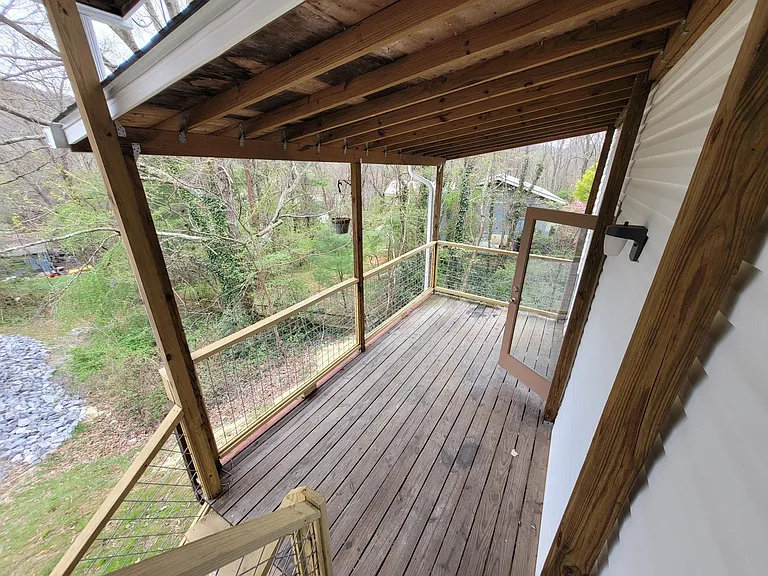 110 Pine Hill Dr #B — Photo 12