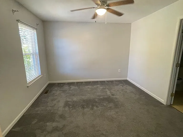 2224 Hamway Dr — Photo 11