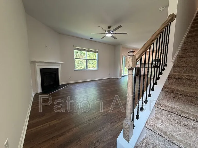138 Marathon Ln — Photo 9