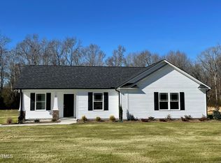 83 Harvest Hills Ln, Dunn, NC 28334