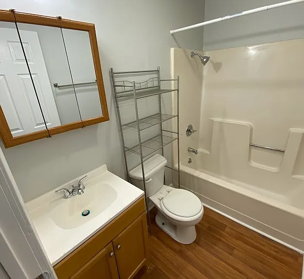 1201 Division St #2 — Photo 10