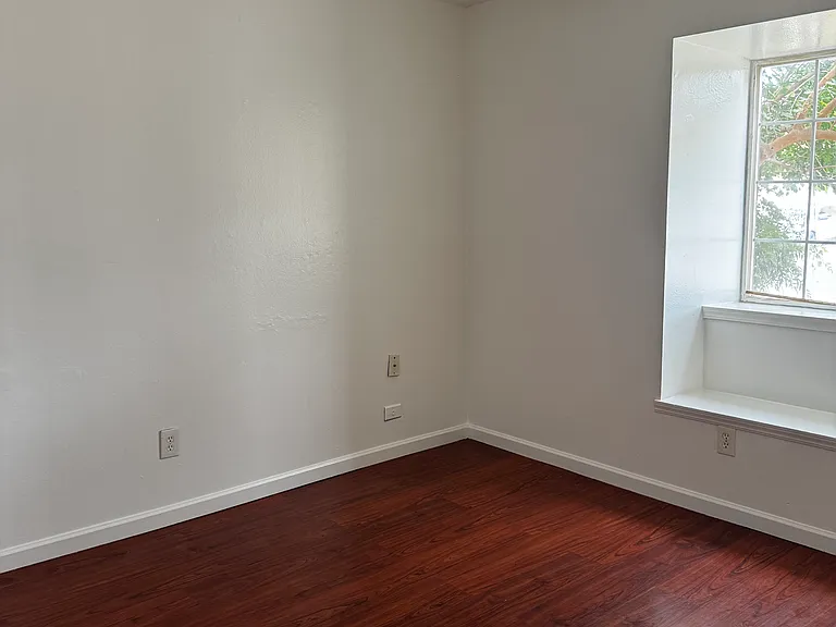 6012 Country View Ln — Photo 8