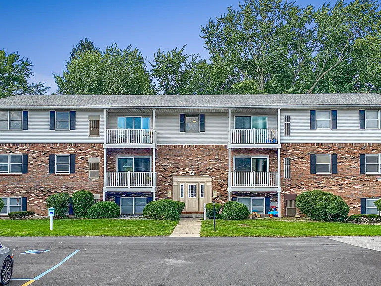 Indian Brook Apartments — Photo 15
