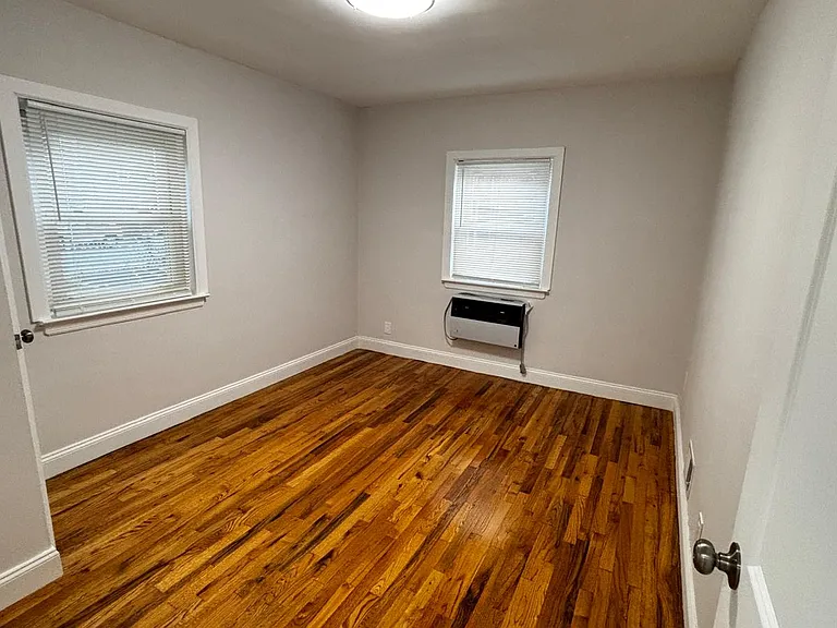 3227 Griswold Ave #3 — Photo 6