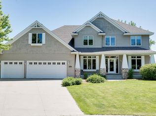 16713 Saddle Horn Ct, Eden Prairie, MN 55347