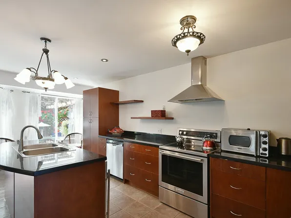 5875 Turnstone Cres, Sechelt, BC V7Z 0L9