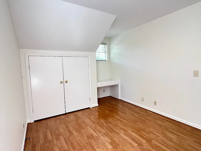 1808B Ashwood Ave — Photo 13