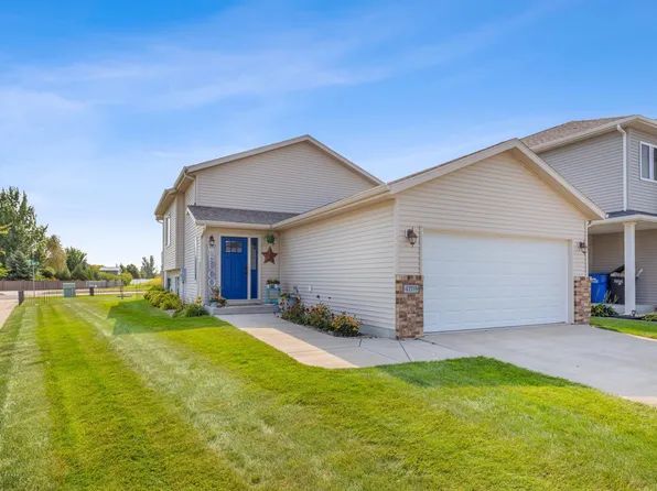 4708 Spencer Ln S, Fargo, ND 58104